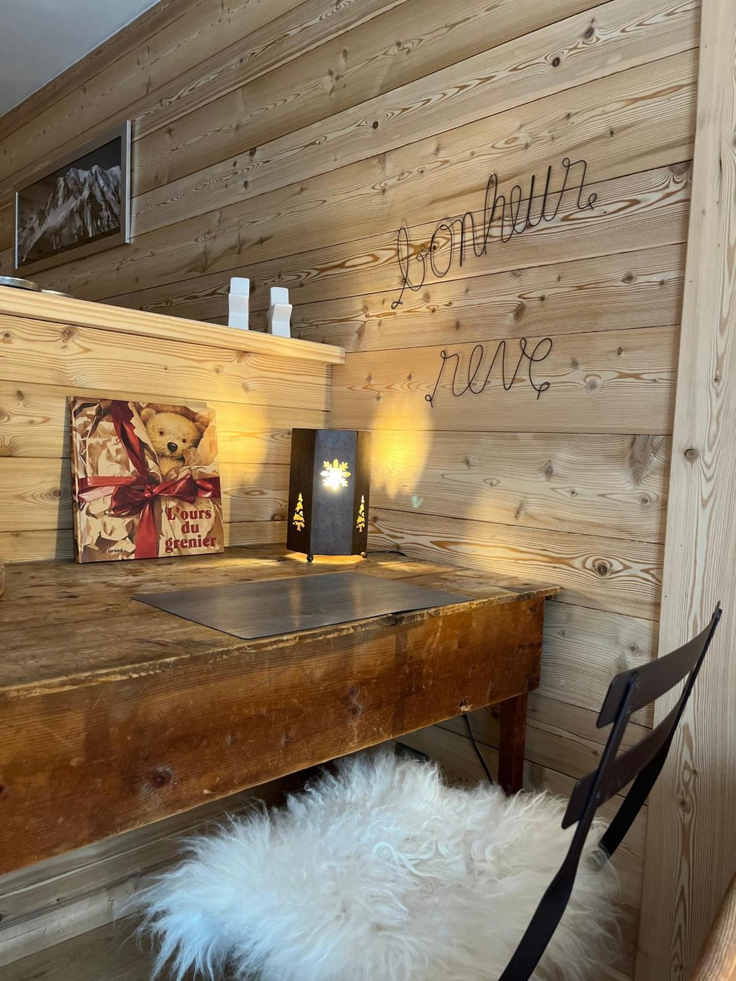 LAPRESKI, bel appartement esprit chalet, très confortable 4 étoiles Thônes Esterno foto
